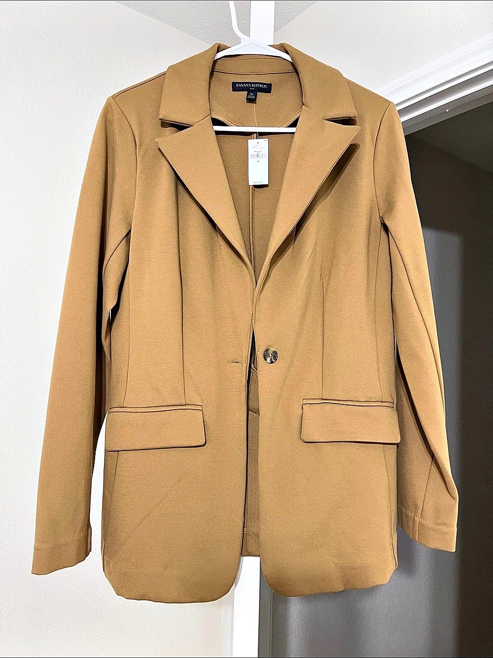 Banana Republic Women's Blazer in Brown Size Medium NWT